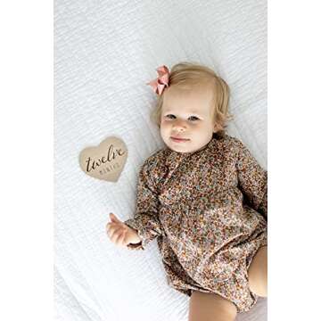 Kate & Milo Heart Shaped Wooden Monthly Milestone Photo Cards, Baby Announcement Cards, Double Sided Photo Prop Milestone Discs, Pregnancy Journey Milestone Markers, Light Wood