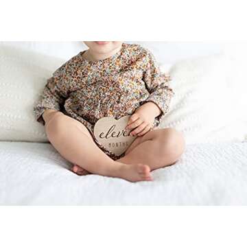 Kate & Milo Heart Shaped Wooden Monthly Milestone Photo Cards, Baby Announcement Cards, Double Sided Photo Prop Milestone Discs, Pregnancy Journey Milestone Markers, Light Wood