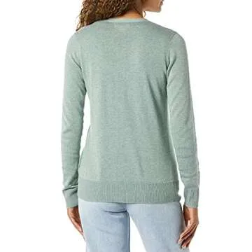 Lightweight V-Neck Cardigan Sweater for Everyday Elegance