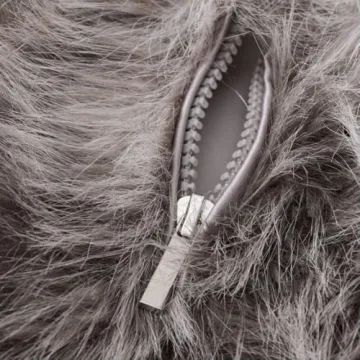 Amazhiyu Faux Fur Cropped Winter Jacket - Stylish & Warm