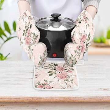 Shabby Chic Oven Mitts and Pot Holders Set - Heat Resistant