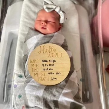 Celebrate Your Baby’s Birth with Our Wooden Announcement Sign