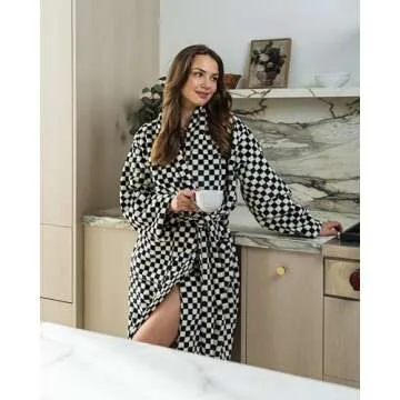 SMPL objects Robes For Women - Fleece Womens Robe - Bathrobe for Women Black & White - Robe Women's Long Vintage Soft Plush