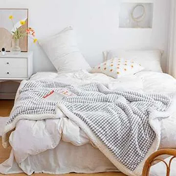 LOMAO Sherpa Blanket Throw Blanket Soft Warm Fleece Blanket Thick Blanket with Grid Pattern for Couch Sofa Bed Chair Home Decor (Grey, 51"x63")