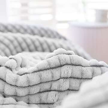 LOMAO Sherpa Blanket Throw Blanket Soft Warm Fleece Blanket Thick Blanket with Grid Pattern for Couch Sofa Bed Chair Home Decor (Grey, 51"x63")