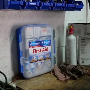 First Aid Only OSHA-Compliant Kit for Emergency Care