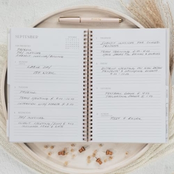 Beautiful 2024 Daily Planner for Easy Task Management