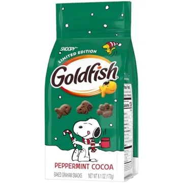 Goldfish Snoopy Cocoa Graham Crackers Seasonal Treat 6.1 Oz