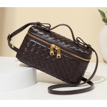 Trendy Woven Crossbody Purse for Stylish Everyday Use