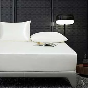 RedTom Silk Satin Sheets Full Size, Ivory White Silk Sheets Set, 4-Pcs Ultra Soft Silky 15" Deep Pocket Satin Bed Sheets Set with 1 Fitted Sheet, 1 Flat Sheet and 2 Envelope Pillow Cases