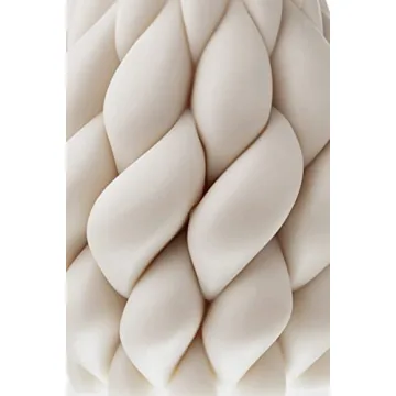 LAWA Knot Ball Candle - Elegant Scented Handmade Candle