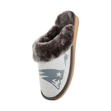 FOCO New England Patriots NFL Womens Glitter Open Back Faux Fur Moccasin - M (7-8), team logo