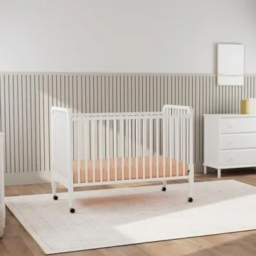 DaVinci Jenny Lind Convertible Crib in Fog Grey