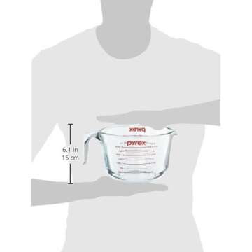 Pyrex 2-Quart Measuring Cup with Red Graphics