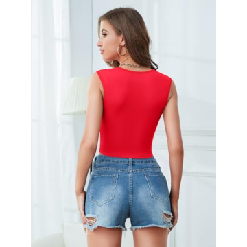 Stylish V Neck Tank Top with Built-in Bra for Women