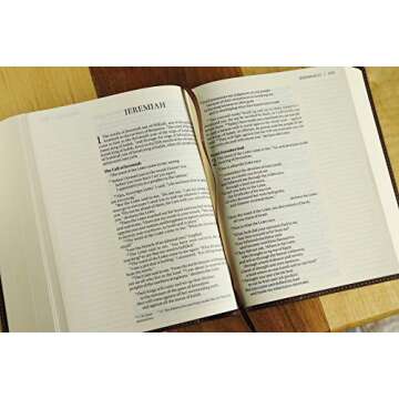 NIV, Journal the Word Bible, Large Print, Leathersoft, Brown: Reflect, Journal, or Create Art Next to Your Favorite Verses