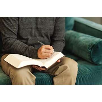 NIV, Journal the Word Bible, Large Print, Leathersoft, Brown: Reflect, Journal, or Create Art Next to Your Favorite Verses