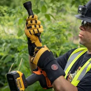 Klein Tools 40084 Durable Soft Leather Lineman Gloves
