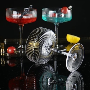 AOROTOE Vintage Cocktail Glasses Set for Elegant Drinking