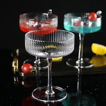 AOROTOE Vintage Cocktail Glasses Set for Elegant Drinking