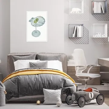 Funky Seashell Martini Wall Art for Trendy Home Decor