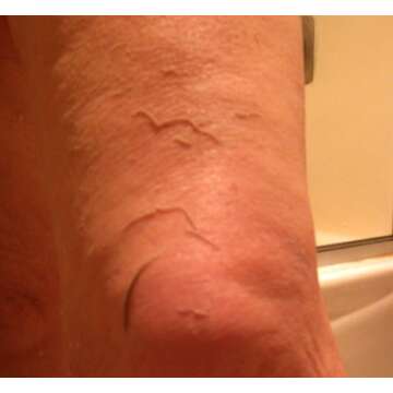 Baiden Tan Mitten - Effective Pre-Tan Exfoliator & Scrub