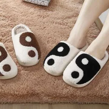 AIMINUO Women's Men's Retro Taijitu Slippers Comfy Warm Plush Slip-On House Slipper for Winter Indoor Soft Cushion Non-slip Fluffy Slides Slippers Black 7.5-8.5 Women/7-8 Men