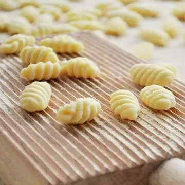 Cuisinox Wooden Pasta Board for Authentic Gnocchi Making