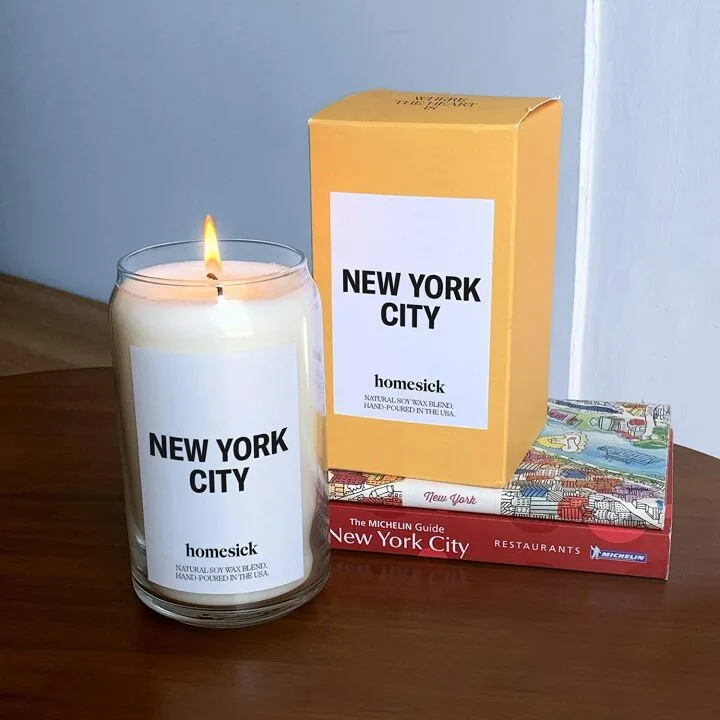 Homesick NYC Premium Candle - Relaxing Aromatherapy