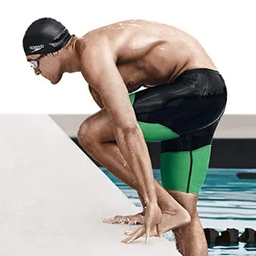 Speedo Vanquisher 2.0 Swim Goggles - Smoke Style