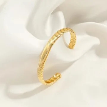 Elegance Gold Bracelet Cuff - Hypoallergenic & Adjustable
