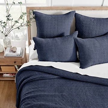 Levtex Home Mills Waffle Full/Queen Quilt Set in Navy
