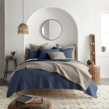 Levtex Home Mills Waffle Full/Queen Quilt Set in Navy
