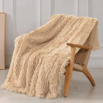 Tuddrom Decorative Soft Faux Fur Blanket,Solid Reversible Fuzzy Double Layer Lightweight Long Hair S...