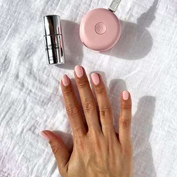 le mini macaron Gel Shine Top Coat - Chip-Free, Vegan, Non-Toxic & 9-Free Formula Smooth, Transparent & Longer Shine Nails.