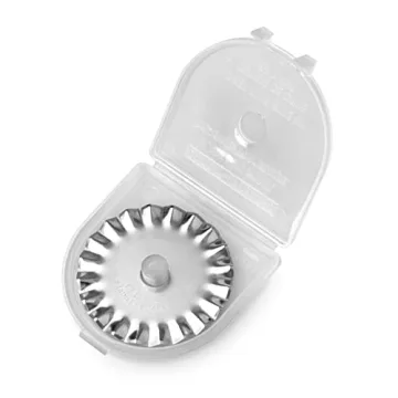 OLFA Pinking Blade for Rotary Cutters - Precision Cutting
