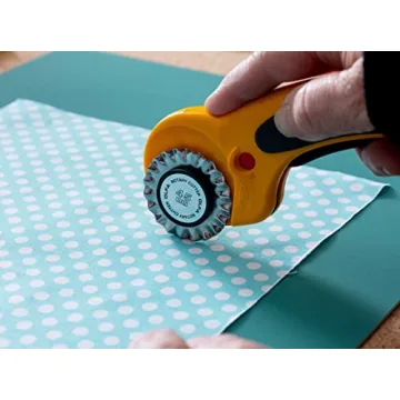 OLFA Pinking Blade for Rotary Cutters - Precision Cutting