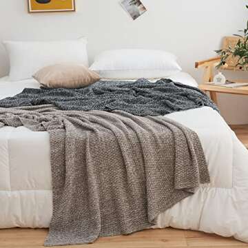 Cozy Grey & White Knitted Throw Blanket - Longhui