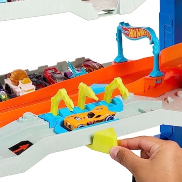 Hot Wheels City Ultimate Garage Set with Dragon & Cars