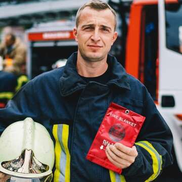 Lovelin fire Blankets Emergency for Home 40" x 40" - 4 Pack, Kitchen Fire Blanket, Fire Blanket for Home, Fiberglass Fire Blanket(4)