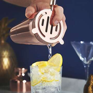 VonShef Premium Parisian Cocktail Shaker Barware Set in Gift Box with Recipe Guide, Cocktail Strainers, Twisted Bar Spoon, Jigger, Muddler and Pourers, Copper, 9 Piece