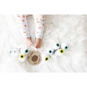 Kate & Milo Baby’s First Year Milestone Prop Cards, Baby’s First Holiday’s, Baby’s First Christmas Double Sided Reversible Photo Props, Stocking Stuffer Gift for New and Expecting Moms, Wooden