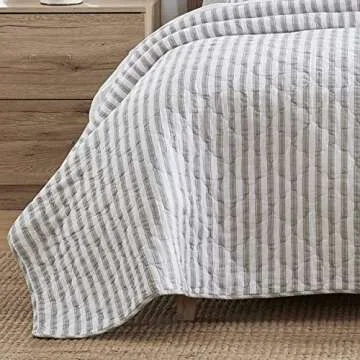 Stone Cottage - King Quilt Set, Reversible Cotton Bedding with Matching Shams, Lightweight Home Decor (Willow Way Grey, King)