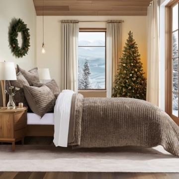 Luxurious EVERGRACE Velvet Quilt Set for All Seasons