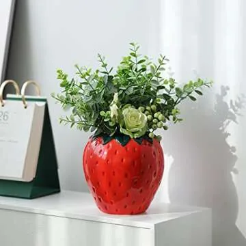 Vintage Inspired Strawberry Vase, Decorative Ceramic Vase Unique Home Decoration Vase Ornament, Suitable for Living Room, Kitchen, Garden,Strawberry