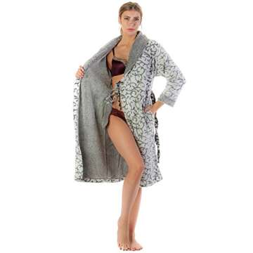 Casual Nights Women's Plush Fleece Bathrobe for Comfort