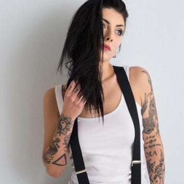 Vegan Transylvania Hair Dye by Arctic Fox for Bold Color