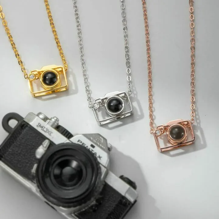 Photo Projection Camera Necklace - Capture Memories Easily