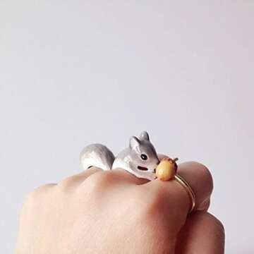 Mary Lou Grey Squirrel Ring Set