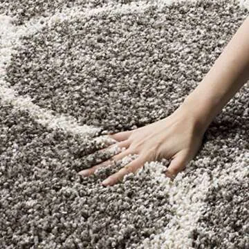 SAFAVIEH Hudson Shag Collection Area Rug - 8' x 10', Grey & Ivory, Moroccan Ogee Trellis Design, Non-Shedding & Easy Care, 2-inch Thick Ideal for High Traffic Areas in Living Room, Bedroom (SGH280B)